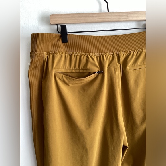 Athleta Brooklyn Ankle Pants size 16 NWOT - Picture 9 of 9